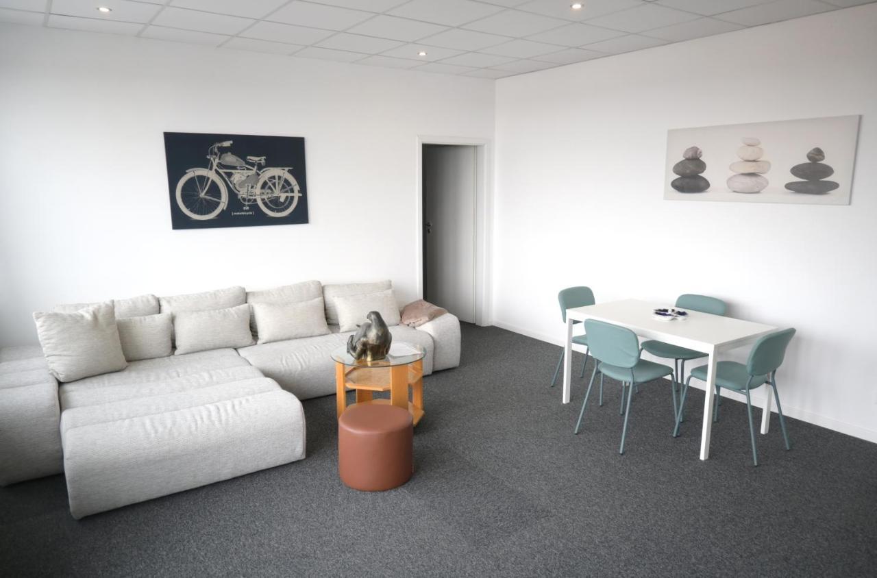 Luana Airport Apartments #7 Otopeni Exterior foto